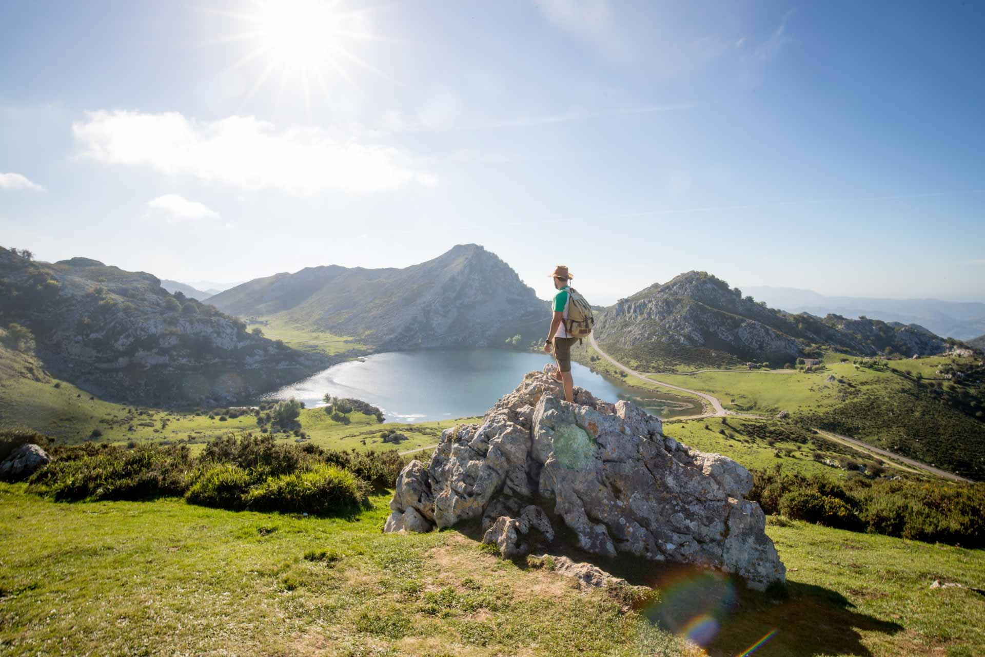Únete al viaje en grupo a Asturias en verano. Disfruta de los pueblos con encanto de Asturias, sus playas así como de la gastronomía.