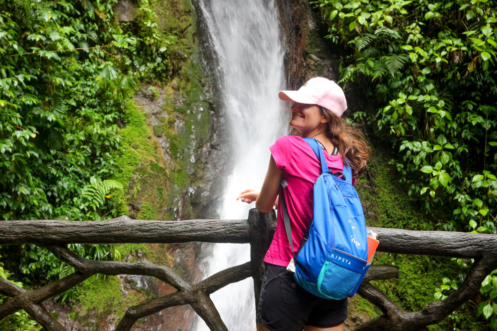 Aprende el auténtico significado de PURA VIDA y vive una aventura sorpresa sin precedentes. Desde Tortuguero, cruzando por el parque Monteverde