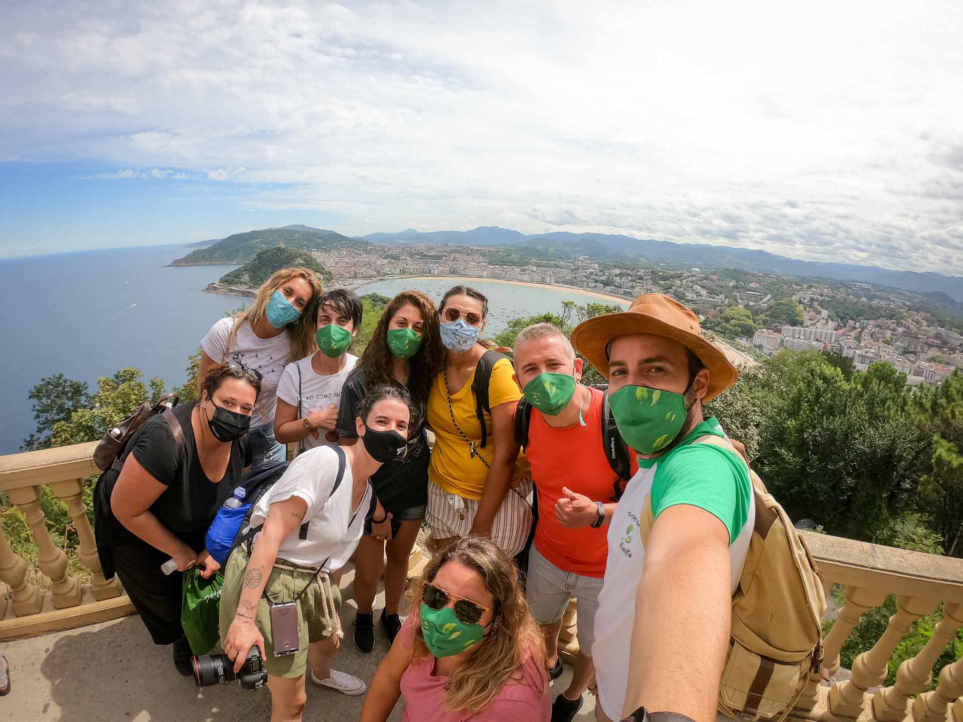 El País Vasco tiene una historia milenaria, ven a descubrirla con nosotros en un viaje grupal único. De San Sebastián a Bilbao pasando por Gastelugatxe