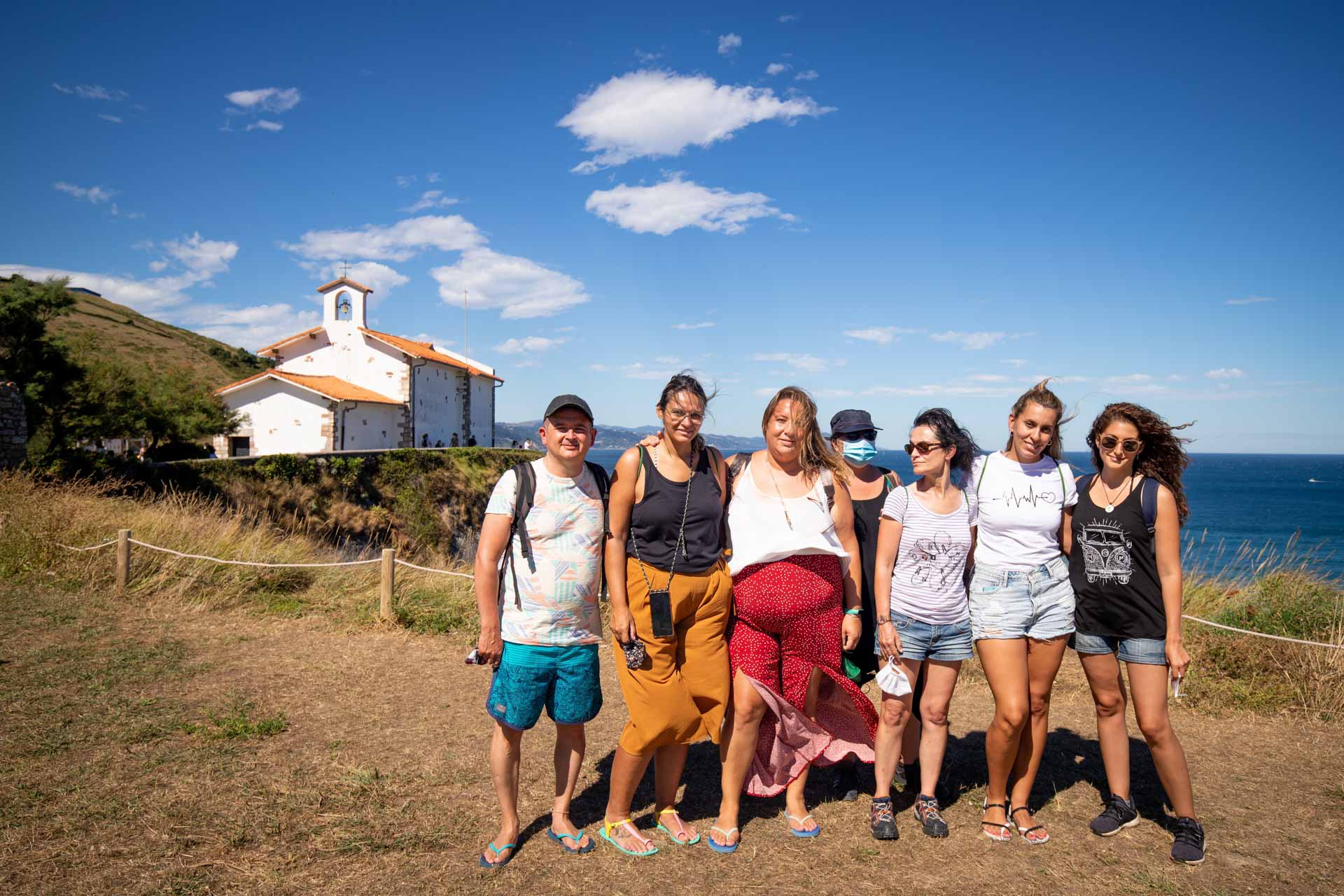 El País Vasco tiene una historia milenaria, ven a descubrirla con nosotros en un viaje grupal único. De San Sebastián a Bilbao pasando por Gastelugatxe