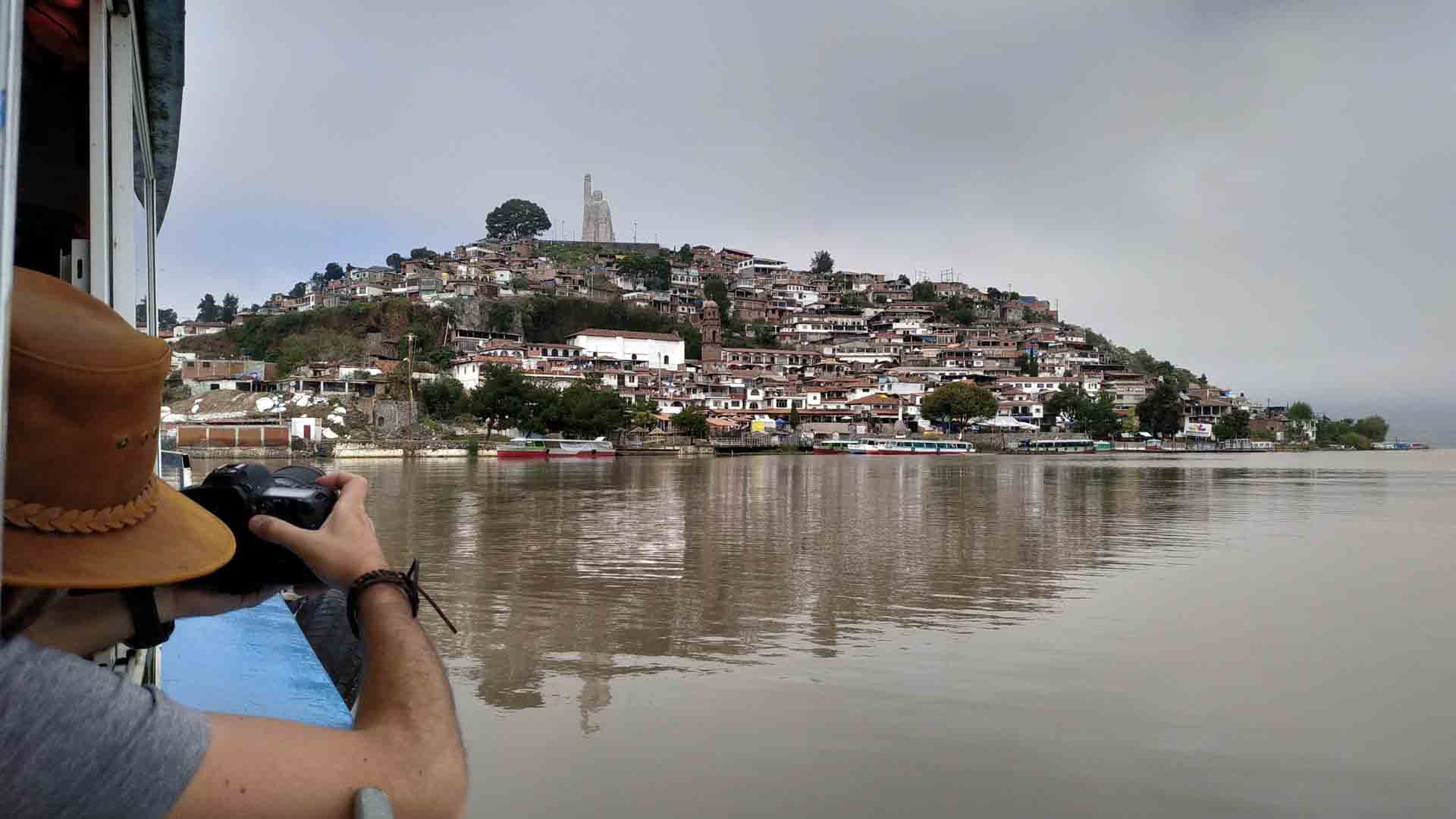 En este viaje en grupo a México queremos que vivas el Día de los Muertos como si fueras local. Visitaremos Ciudad de México, Guadalajara, Guanajuato...