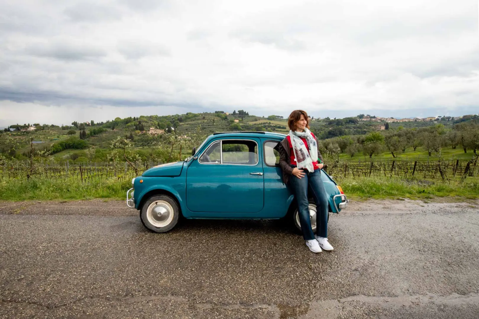 Conoce Florencia, recorre la Toscana en un Fiat 500, devora los vinos italianos en un cata y  posa ante la torre inclinada de Pisa.