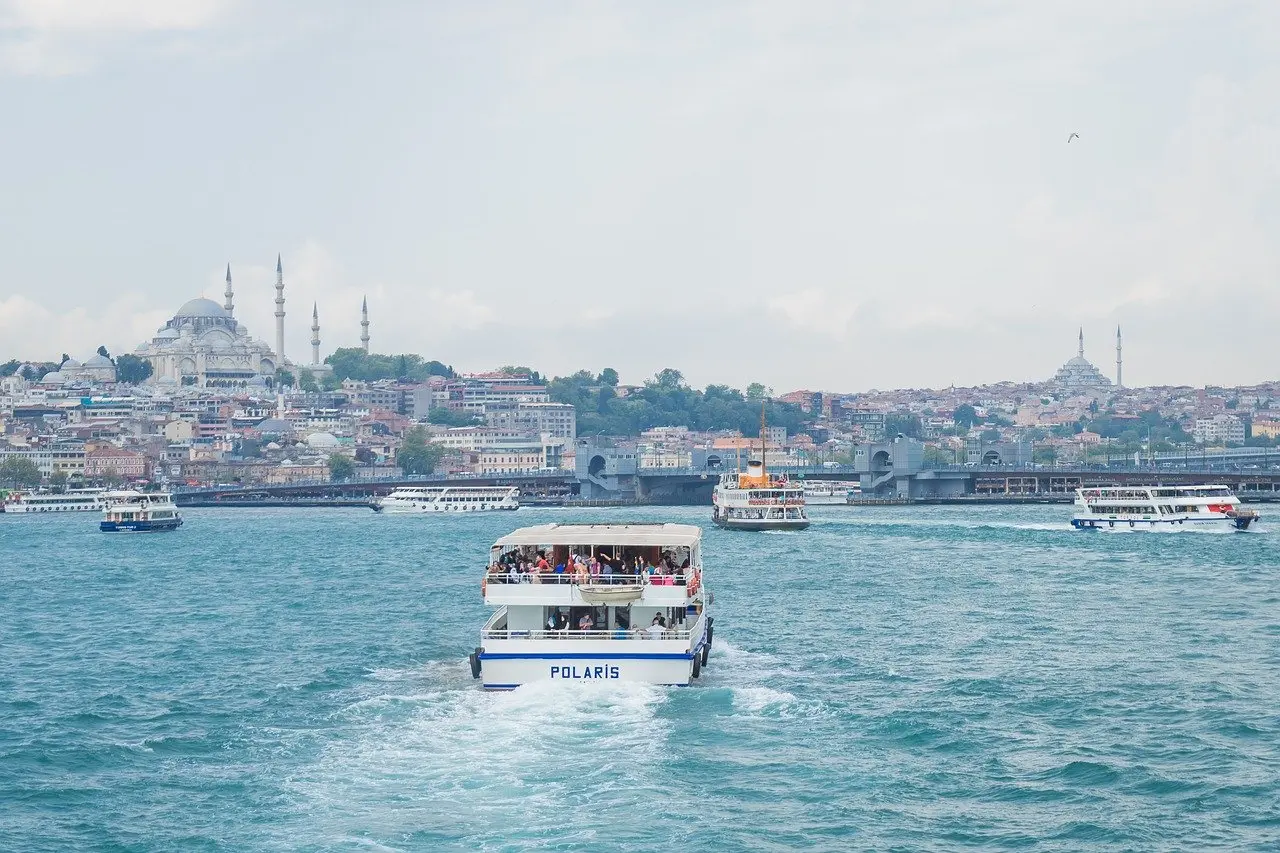 Viaja en grupo con nosotros a Turquía y descubre las maravillas que nos ofrece este país. Desde la espectacular Estambul hasta la increíble Capadocia
