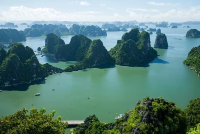 Crucero por la Bahía de Halong